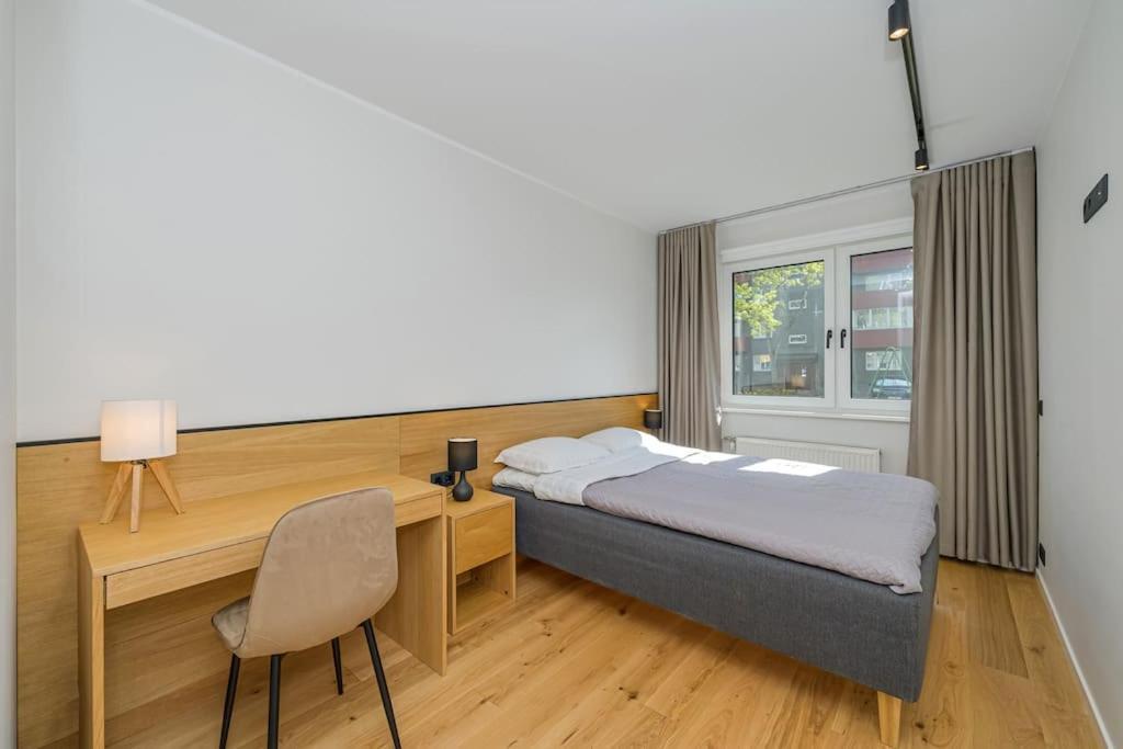 New Near The Airport, Center In Sikupilli Apartment